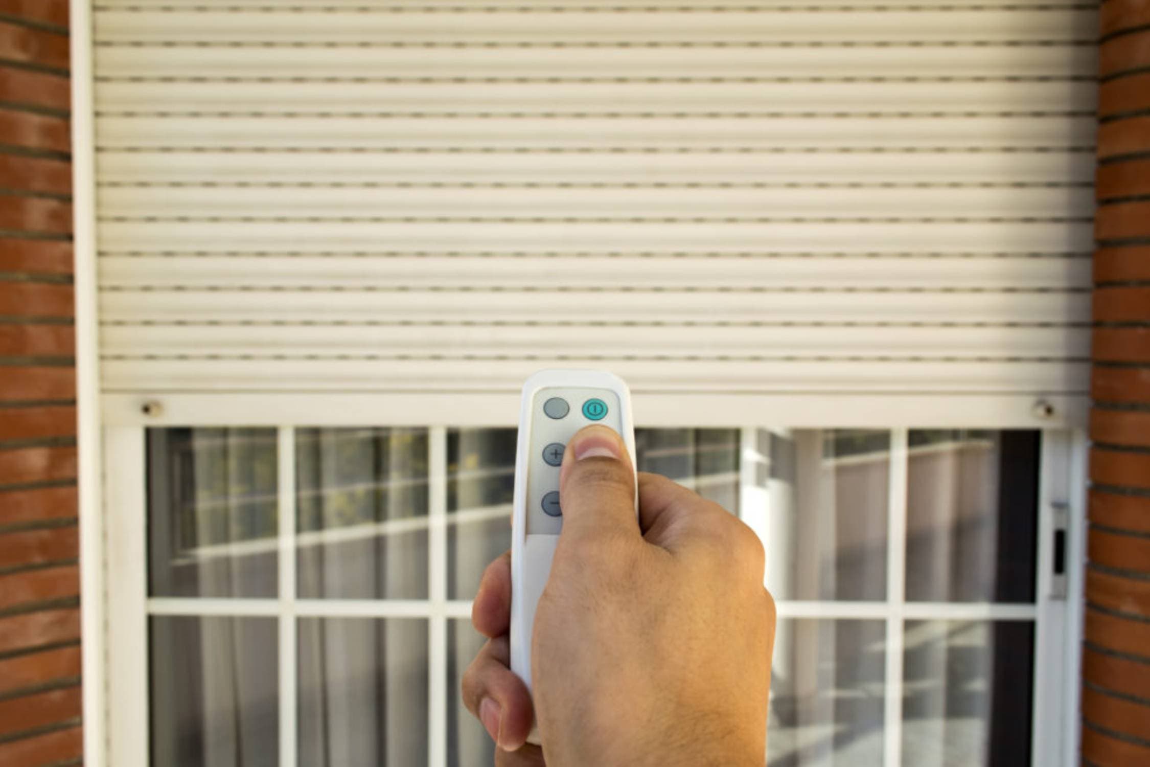 Manual vs. Electric Roller Shutter Which One is Best